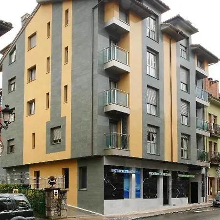 Apts Cueto 3c 2 Adultos Onís