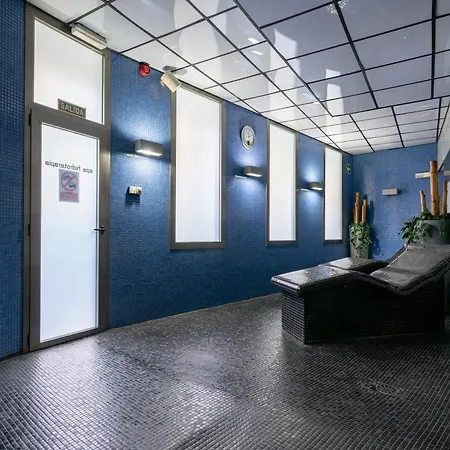 Apts Cueto 3c 2 Adultos شقة